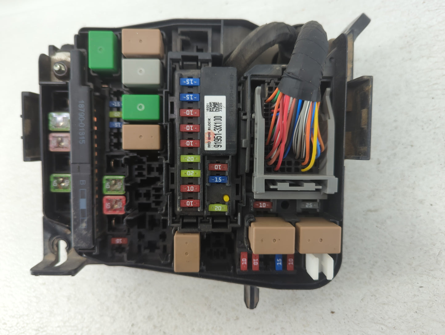 2014-2016 Hyundai Elantra Fusebox Fuse Box Panel Relay Module P/N:91265-3X080 91950-3X510, 91951-3X100 Fits Fits 2014 2015 2