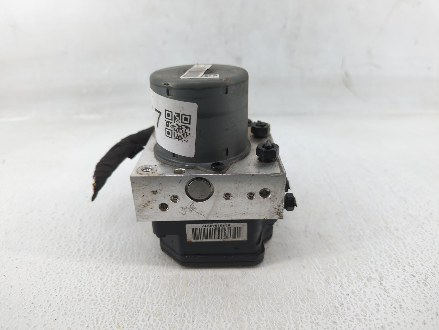 2014-2016 Hyundai Elantra ABS Pump Control Module Replacement P/N:58920-3X630 Fits Fits 2014 2015 2016 OEM Used Auto Parts -