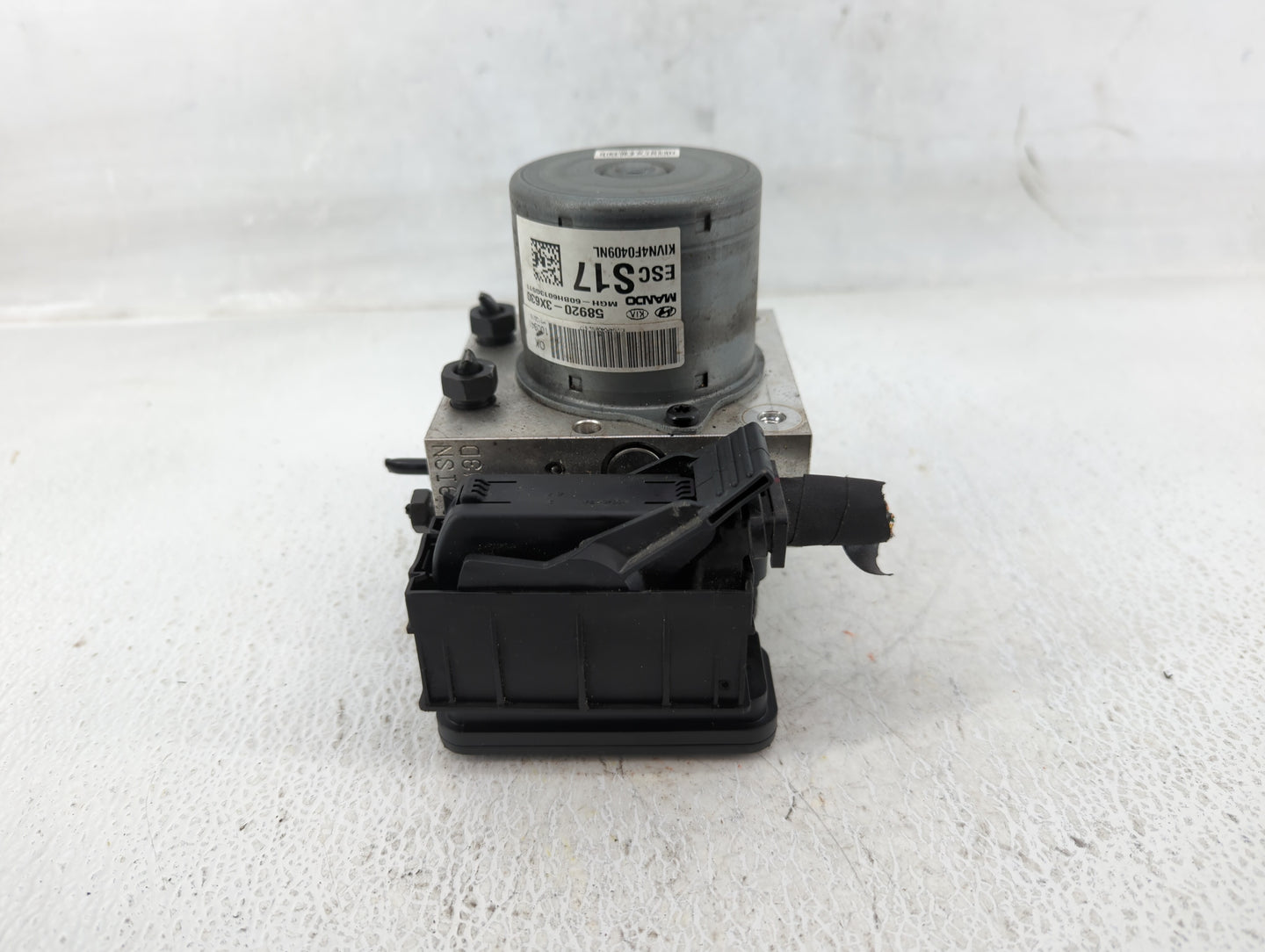 2014-2016 Hyundai Elantra ABS Pump Control Module Replacement P/N:58920-3X630 Fits Fits 2014 2015 2016 OEM Used Auto Parts -