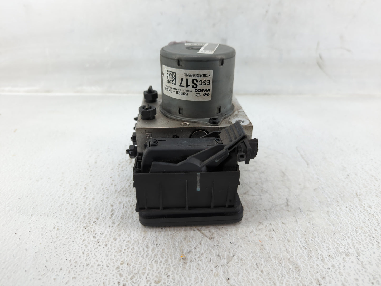 2014-2016 Hyundai Elantra ABS Pump Control Module Replacement P/N:58920-3X630 Fits Fits 2014 2015 2016 OEM Used Auto Parts -