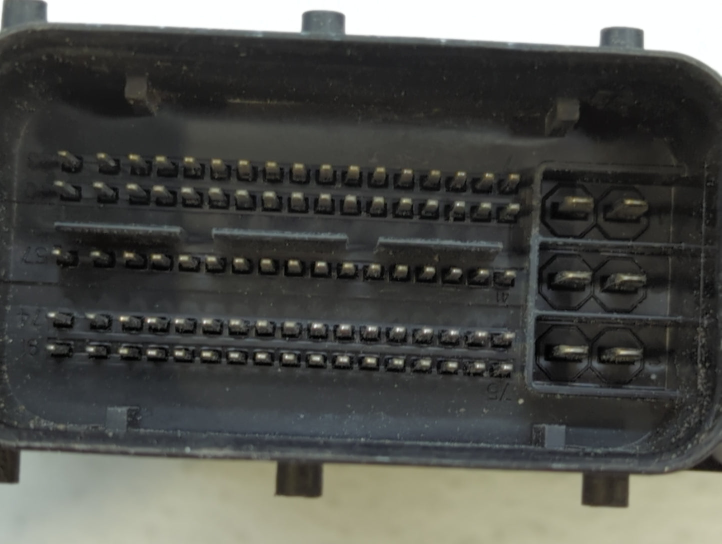 2014-2016 Hyundai Elantra PCM Engine Control Computer ECU ECM PCU OEM P/N:39102-2EML6 Fits Fits 2014 2015 2016 OEM Used Auto