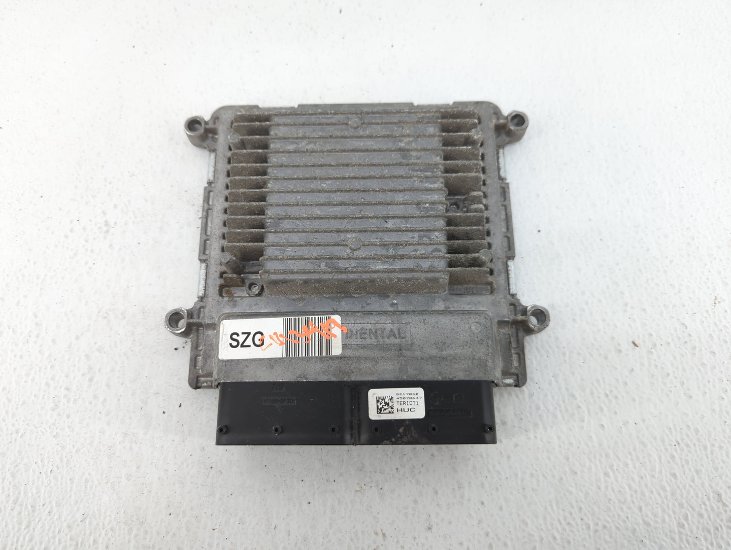 2014-2016 Hyundai Elantra PCM Engine Control Computer ECU ECM PCU OEM P/N:39102-2EMW5 39102-2EMB6 Fits Fits 2014 2015 2016 O