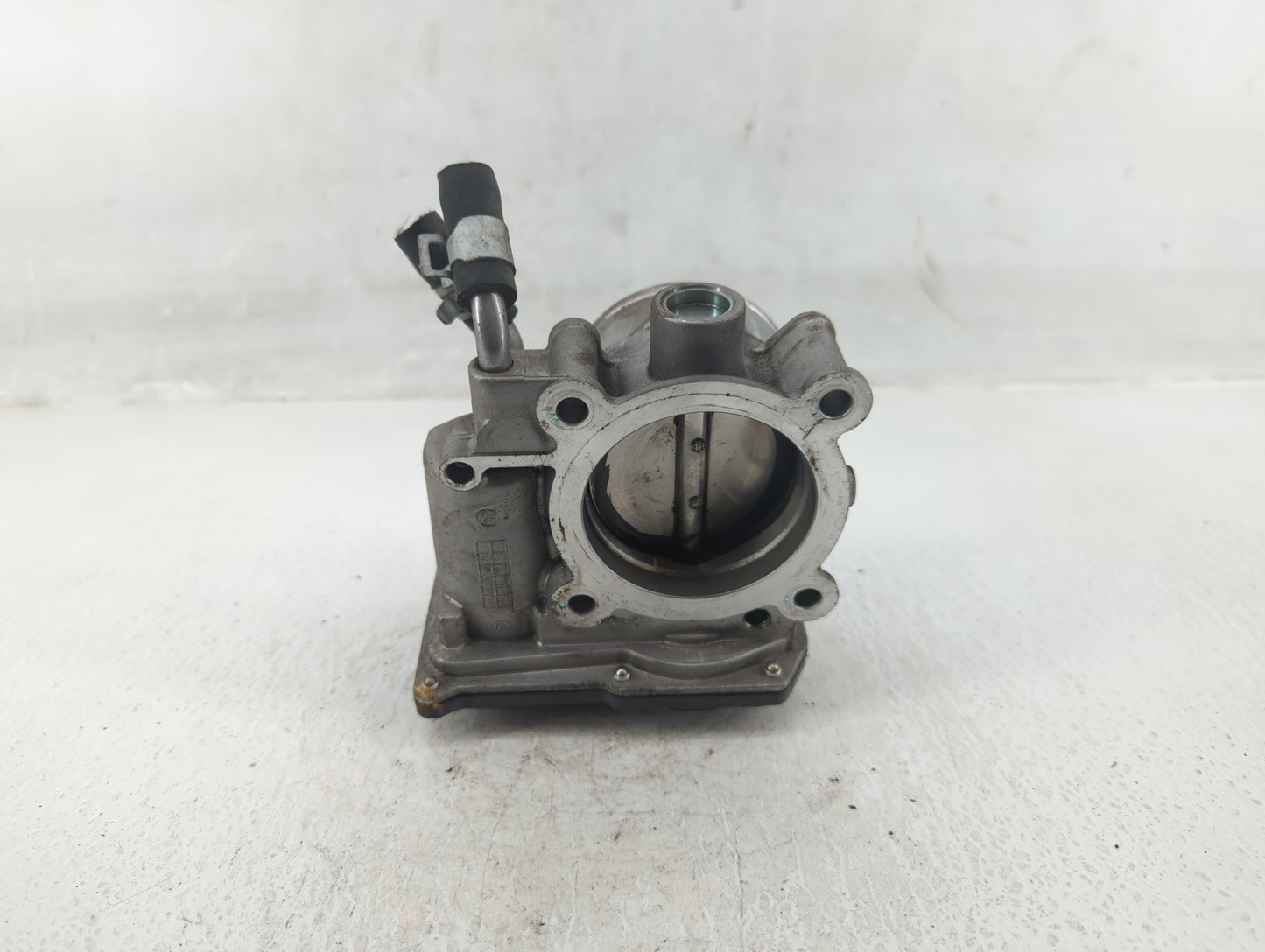 2011-2020 Hyundai Elantra Throttle Body P/N:35100-2E000 Fits Fits 2011 2012 2013 2014 2015 2016 2017 2018 2019 2020 2021 OEM