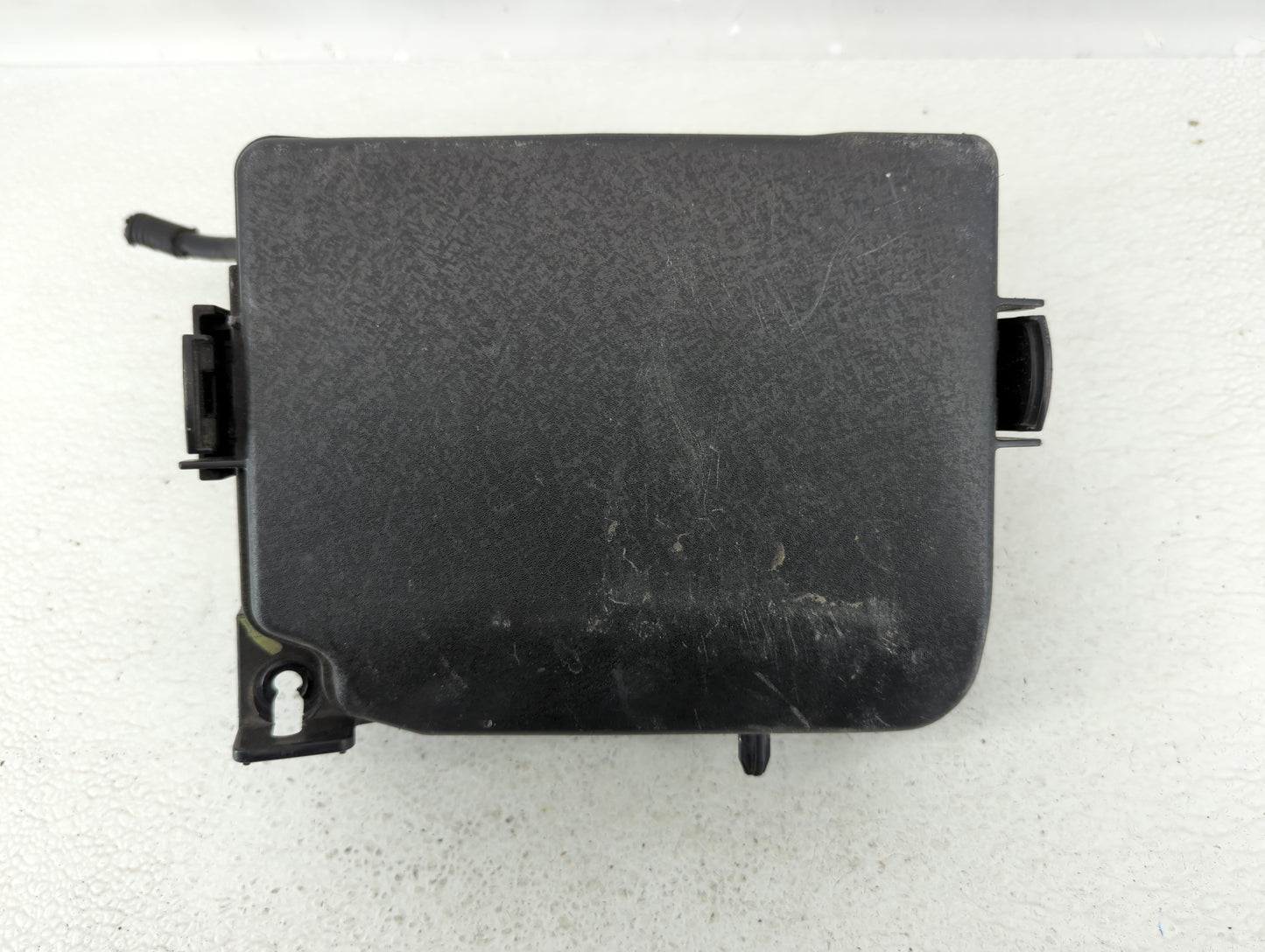 2014-2016 Hyundai Elantra Fusebox Fuse Box Panel Relay Module P/N:91951-3X100 Fits Fits 2014 2015 2016 OEM Used Auto Parts -