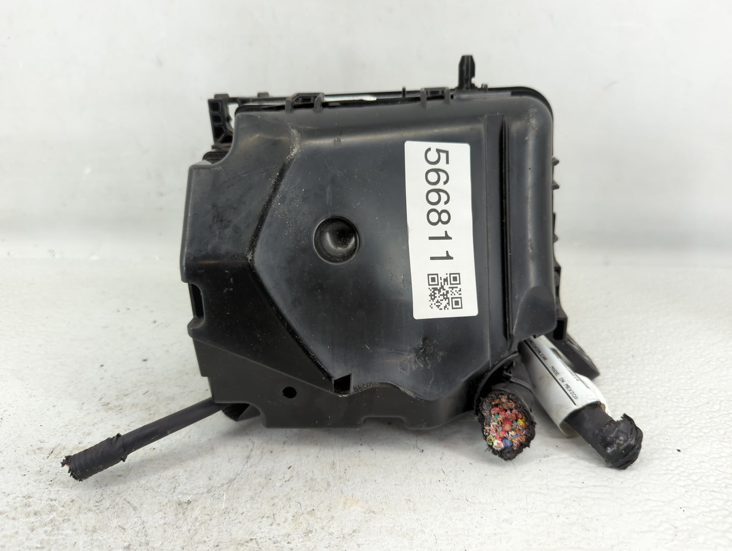 2014-2016 Hyundai Elantra Fusebox Fuse Box Panel Relay Module P/N:91951-3X100 Fits Fits 2014 2015 2016 OEM Used Auto Parts -
