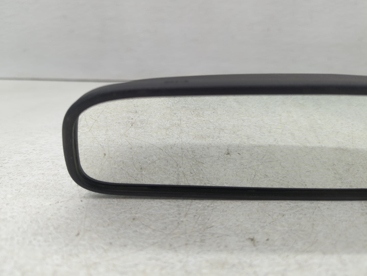 2013-2020 Hyundai Elantra Interior Rear View Mirror Replacement OEM P/N:E4012143 Fits OEM Used Auto Parts - Oemusedautoparts