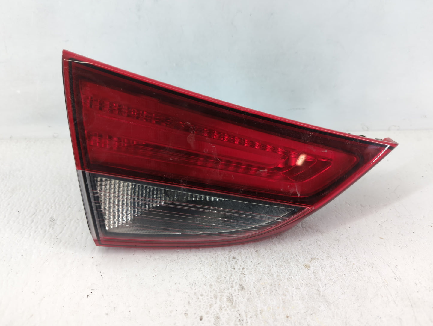 2016 Hyundai Elantra Tail Light Assembly Driver Left OEM P/N:92403-3Y500 Fits OEM Used Auto Parts - Oemusedautoparts1.com