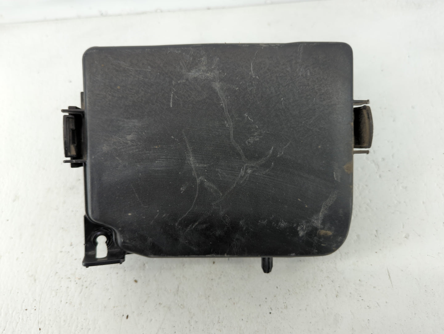 2014-2016 Hyundai Elantra Fusebox Fuse Box Panel Relay Module P/N:912653X060A Fits Fits 2014 2015 2016 OEM Used Auto Parts -