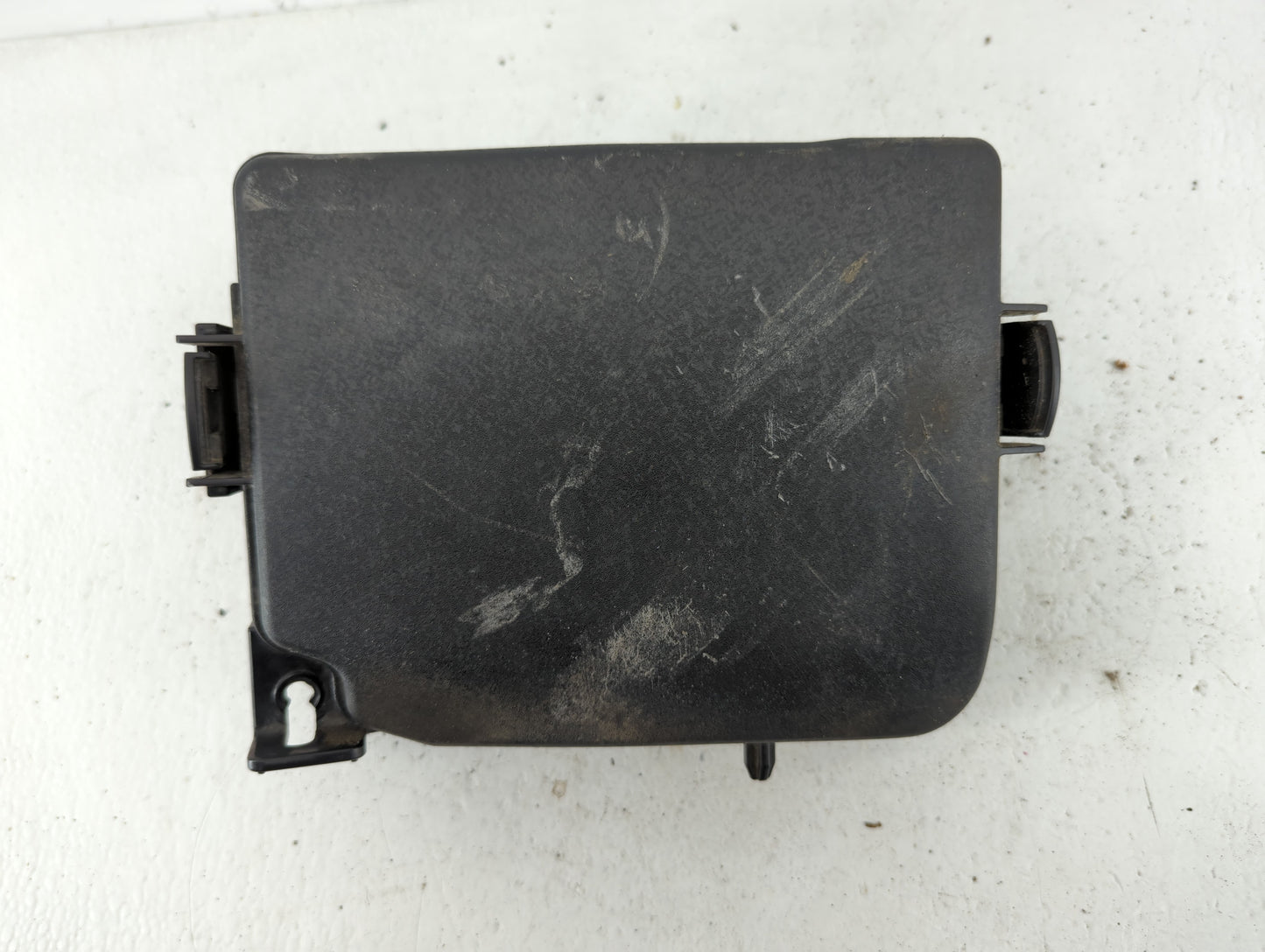 2014-2016 Hyundai Elantra Fusebox Fuse Box Panel Relay Module P/N:919513X710 91951-3X710 Fits Fits 2014 2015 2016 OEM Used A
