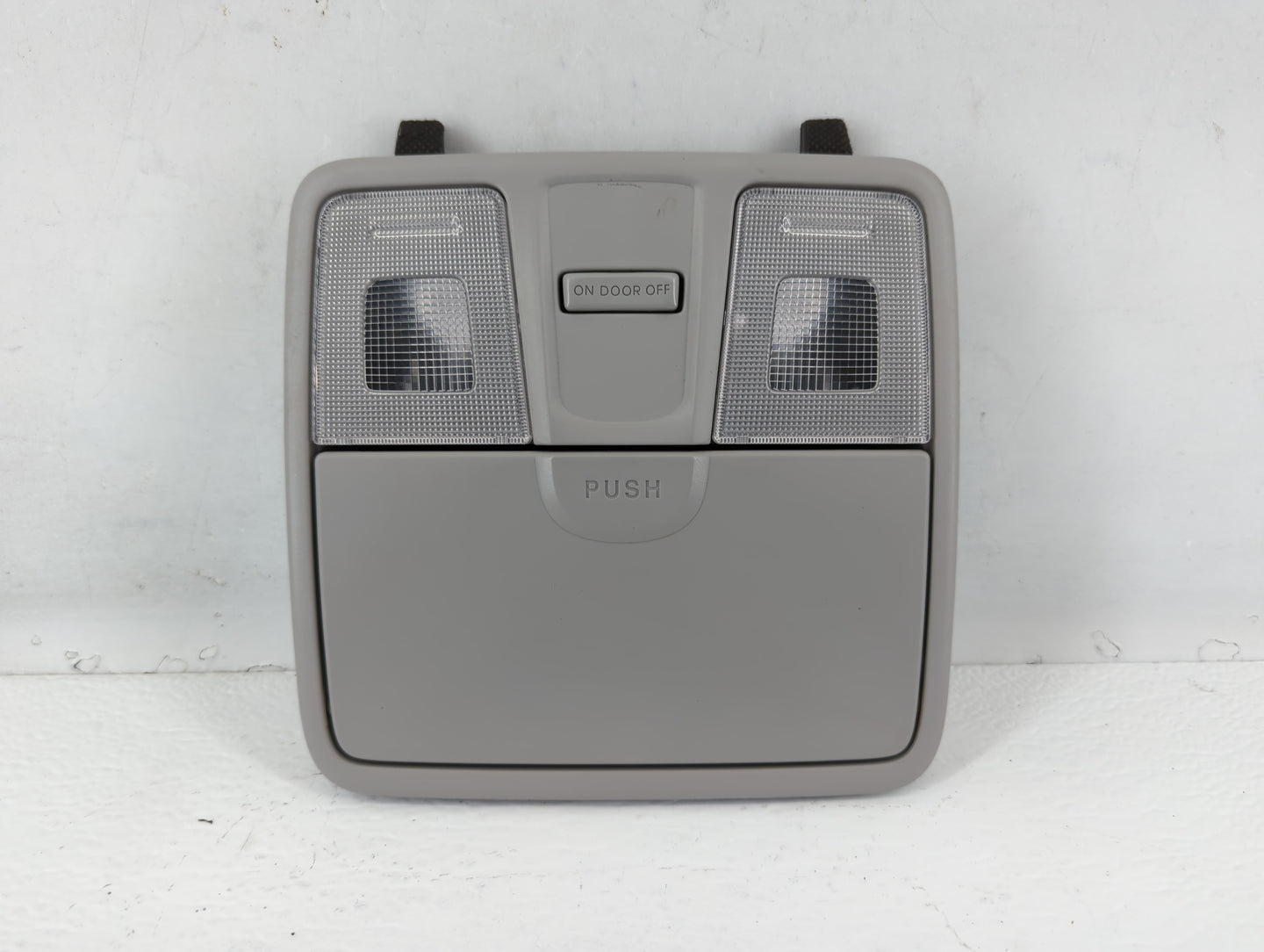 2016 Hyundai Elantra Overhead Roof Console - Oemusedautoparts1.com