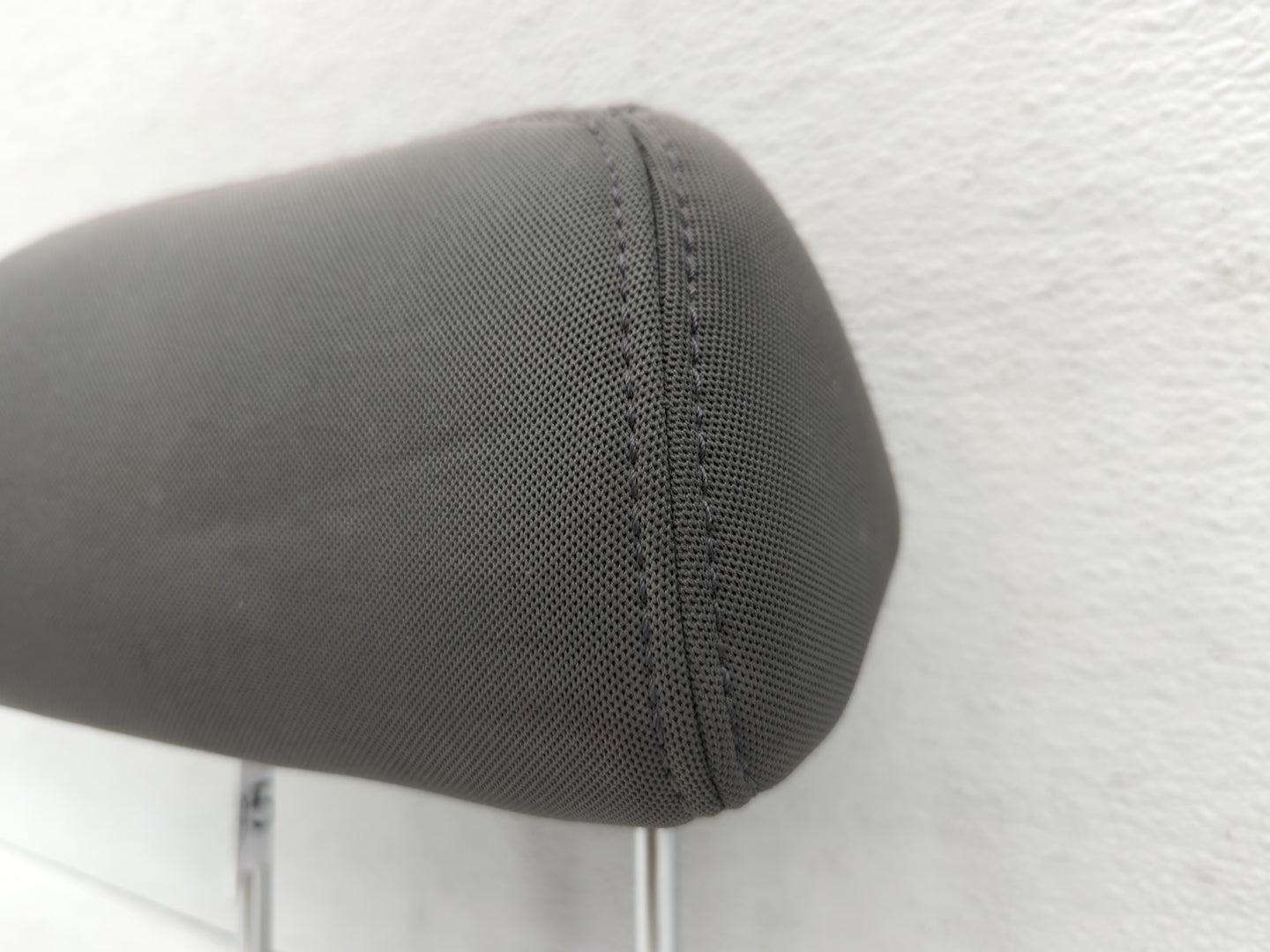 2011-2016 Hyundai Elantra Headrest Head Rest Front Driver Passenger Seat Fits Fits 2011 2012 2013 2014 2015 2016 OEM Used Au