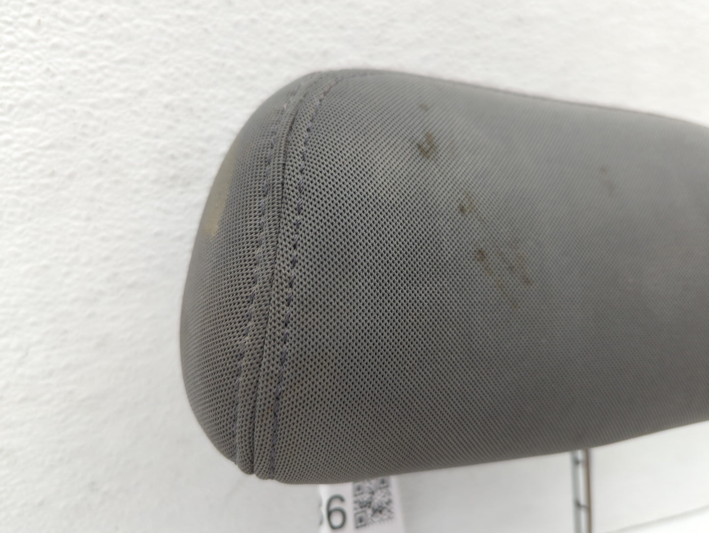 2011-2016 Hyundai Elantra Headrest Head Rest Front Driver Passenger Seat Fits Fits 2011 2012 2013 2014 2015 2016 OEM Used Au