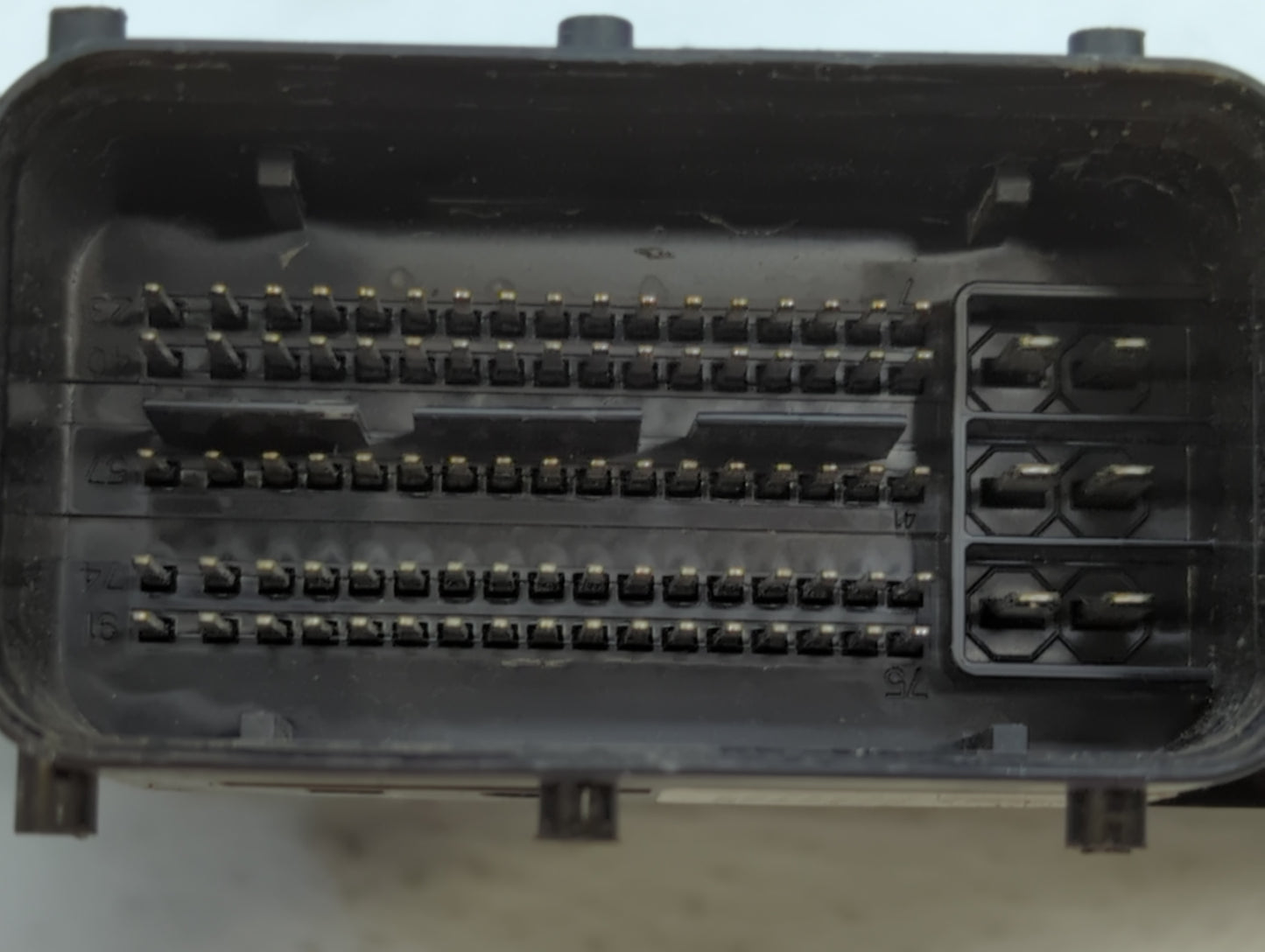 2014-2016 Hyundai Elantra PCM Engine Control Computer ECU ECM PCU OEM P/N:39102-2EML6 Fits Fits 2014 2015 2016 OEM Used Auto