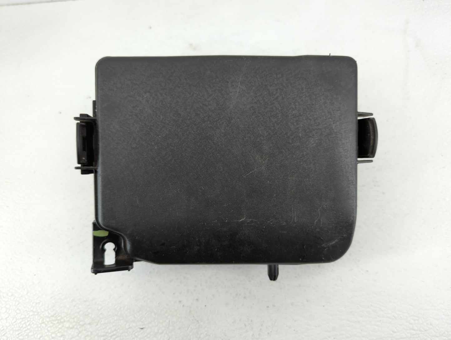 2014-2016 Hyundai Elantra Fusebox Fuse Box Panel Relay Module P/N:91951-3X710 Fits Fits 2014 2015 2016 OEM Used Auto Parts -