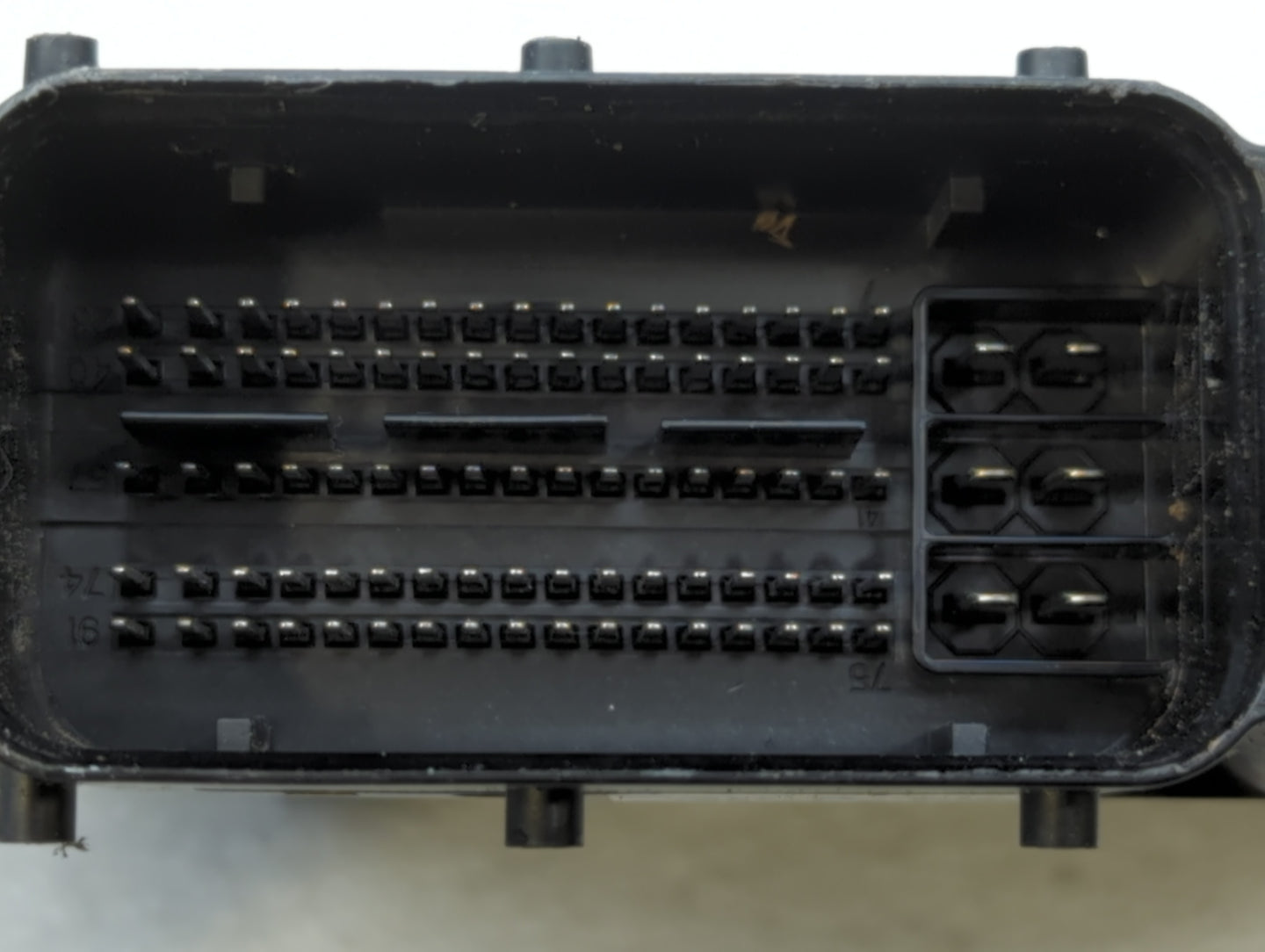 2014-2016 Hyundai Elantra PCM Engine Control Computer ECU ECM PCU OEM P/N:39102-2EML6 Fits Fits 2014 2015 2016 OEM Used Auto