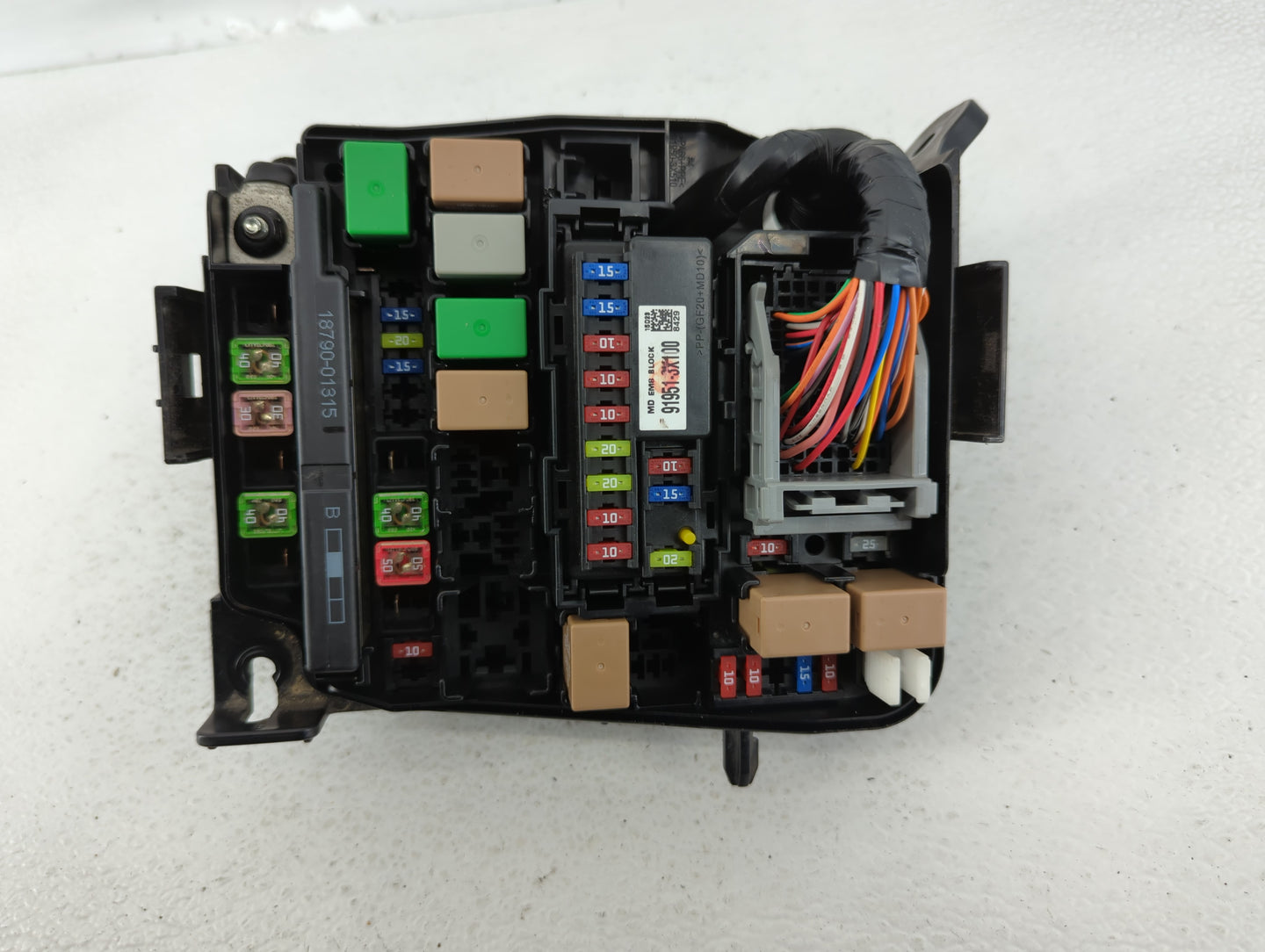 2014-2016 Hyundai Elantra Fusebox Fuse Box Panel Relay Module P/N:912653X060A Fits Fits 2014 2015 2016 OEM Used Auto Parts -