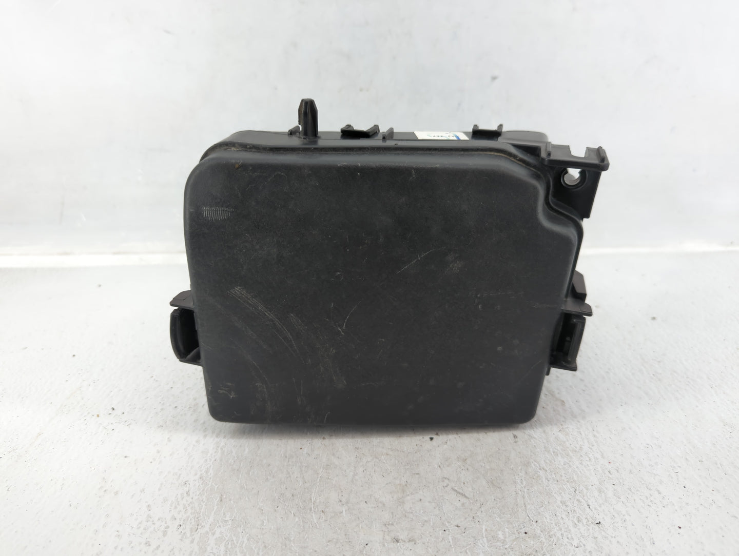 2014-2016 Hyundai Elantra Fusebox Fuse Box Panel Relay Module P/N:91951-3X710 Fits Fits 2014 2015 2016 OEM Used Auto Parts -