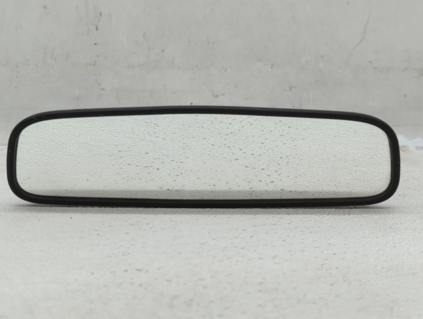 2013-2020 Hyundai Elantra Interior Rear View Mirror Replacement OEM P/N:E4012143 Fits OEM Used Auto Parts - Oemusedautoparts