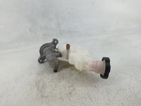 2014-2016 Hyundai Elantra Brake Master Cylinder 609029 - Oemusedautoparts1.com