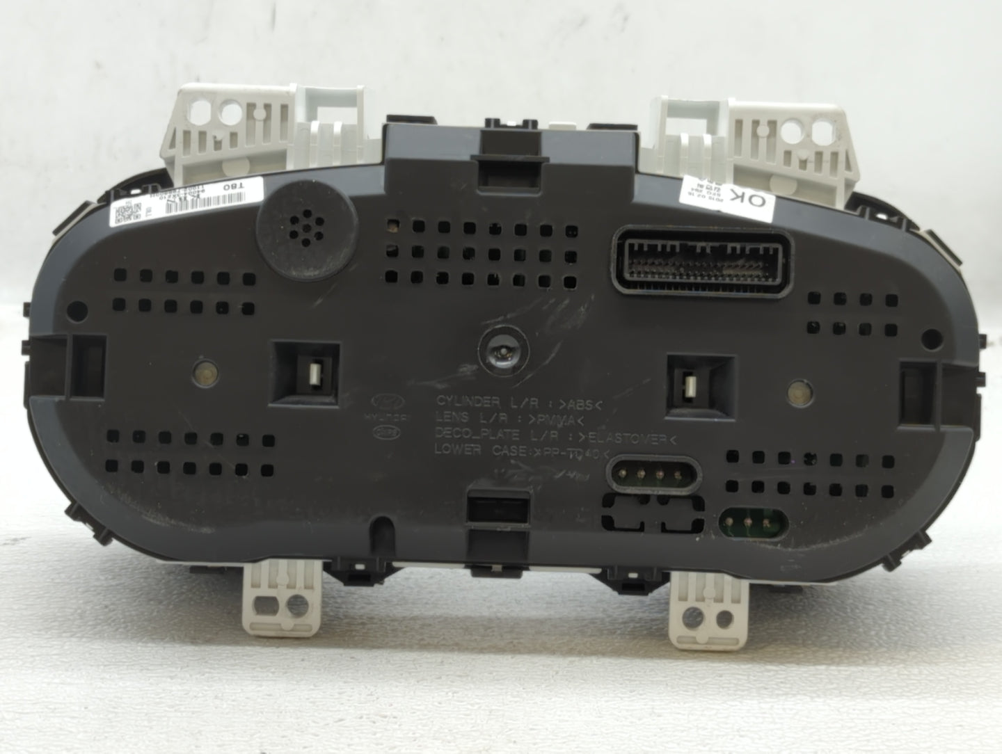 2014-2016 Hyundai Elantra Instrument Cluster Speedometer Gauges P/N:94004-3X210 Fits Fits 2014 2015 2016 OEM Used Auto Parts