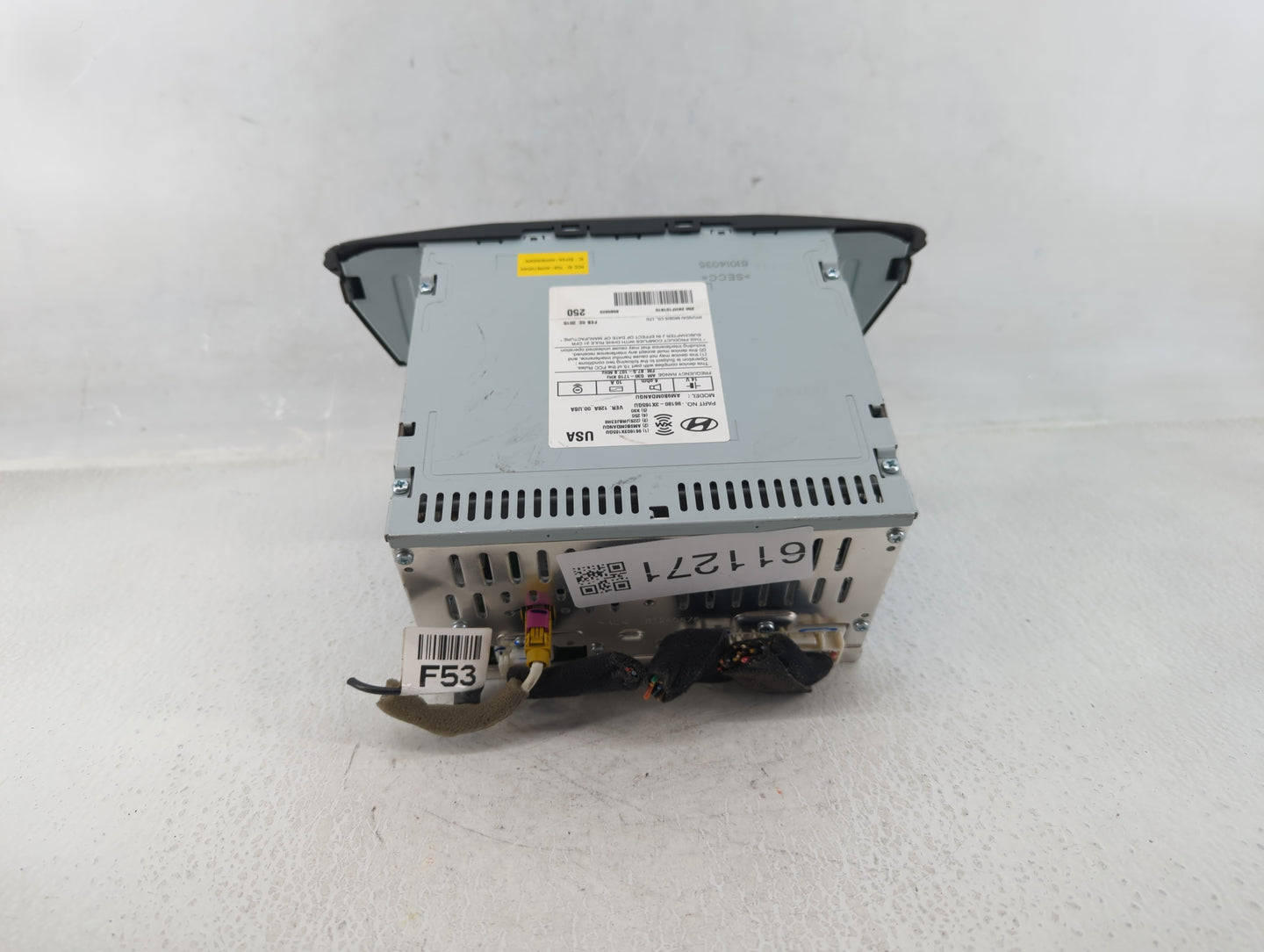 2014-2016 Hyundai Elantra Am Fm Cd Player Radio Receiver - Oemusedautoparts1.com