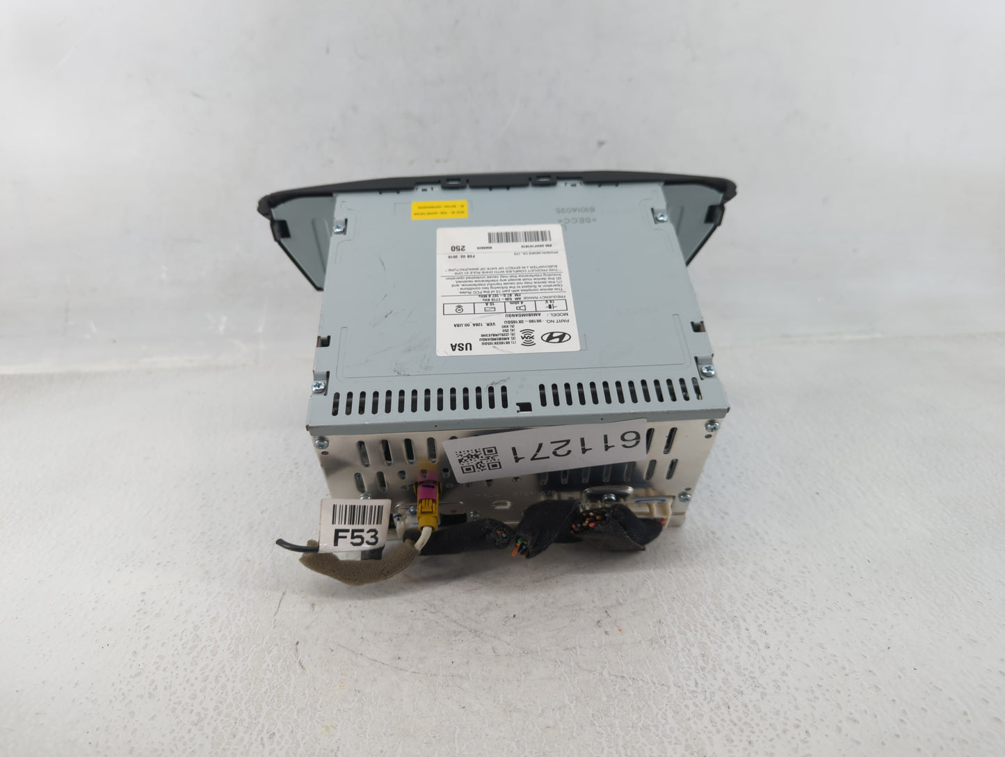 2014-2016 Hyundai Elantra Am Fm Cd Player Radio Receiver - Oemusedautoparts1.com