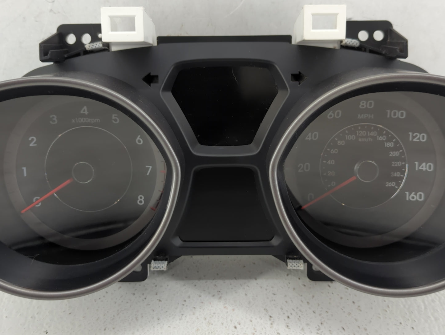 2014-2016 Hyundai Elantra Instrument Cluster Speedometer Gauges P/N:94004-3Y010 Fits Fits 2014 2015 2016 OEM Used Auto Parts