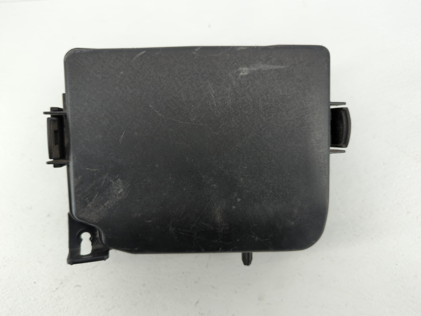 2014-2016 Hyundai Elantra Fusebox Fuse Box Panel Relay Module P/N:91951-3X710 Fits Fits 2014 2015 2016 OEM Used Auto Parts -