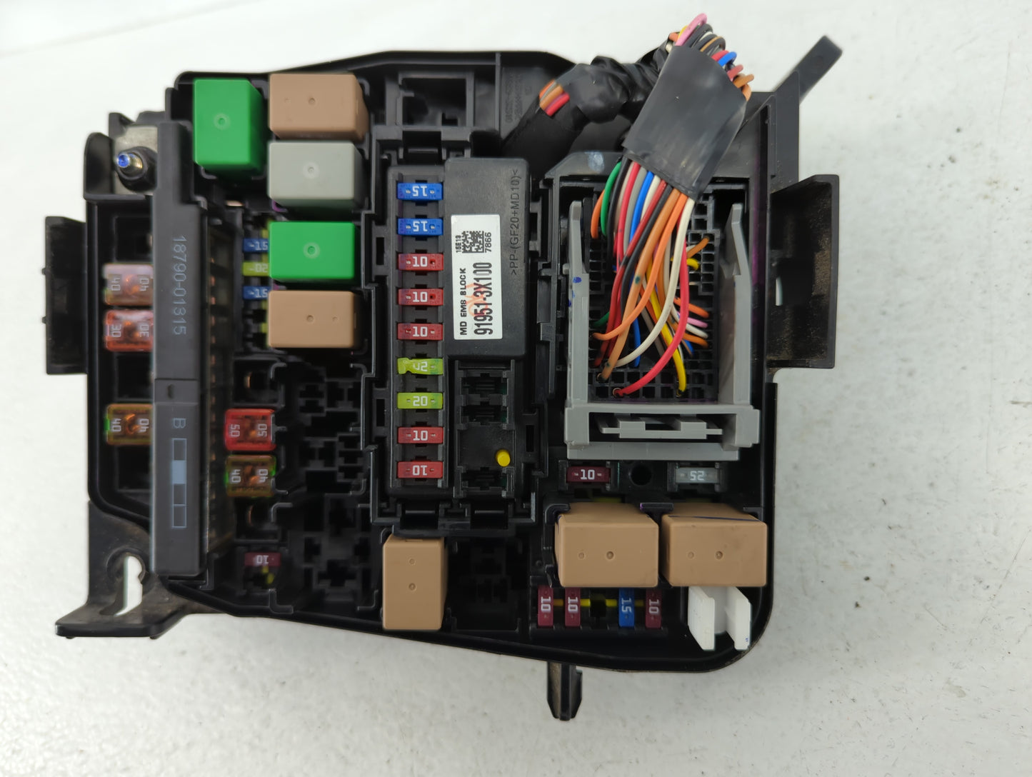 2014-2016 Hyundai Elantra Fusebox Fuse Box Panel Relay Module P/N:91951-3X710 Fits Fits 2014 2015 2016 OEM Used Auto Parts -