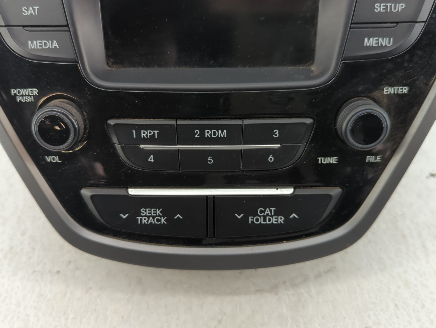 2014-2016 Hyundai Elantra Am Fm Cd Player Radio Receiver - Oemusedautoparts1.com