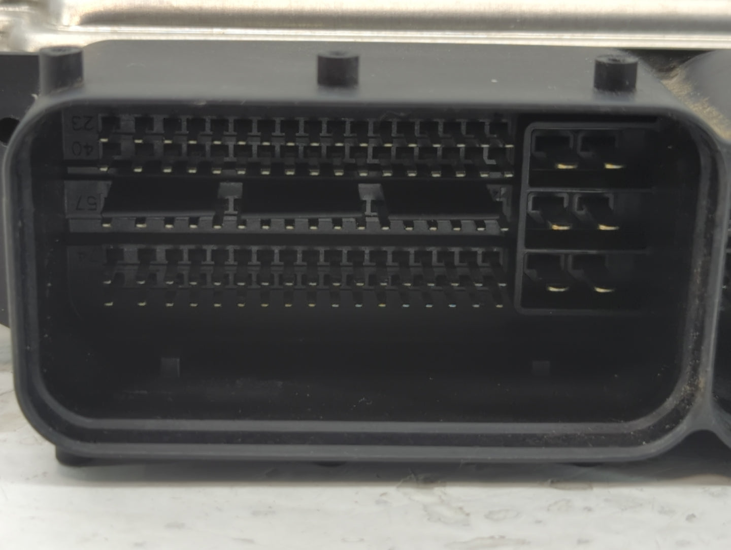 2016-2017 Hyundai Elantra PCM Engine Control Computer ECU ECM PCU OEM P/N:39133-2EGB1 Fits Fits 2016 2017 OEM Used Auto Part