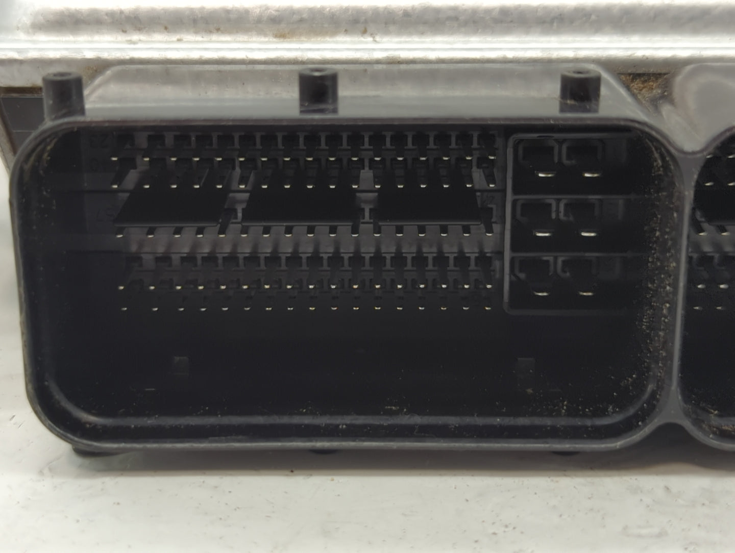 2014-2016 Hyundai Elantra PCM Engine Control Computer ECU ECM PCU OEM P/N:39103-2EML6 39102-2EML6 Fits Fits 2014 2015 2016 O