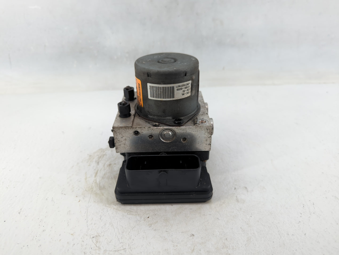 2016-2017 Hyundai Elantra ABS Pump Control Module Replacement P/N:61589-45200 Fits Fits 2016 2017 OEM Used Auto Parts - Oemu