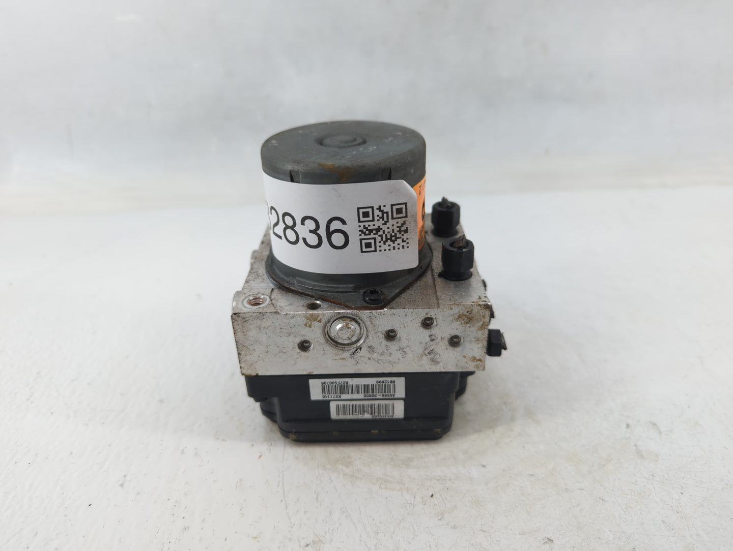 2016-2017 Hyundai Elantra ABS Pump Control Module Replacement P/N:61589-45200 Fits Fits 2016 2017 OEM Used Auto Parts - Oemu