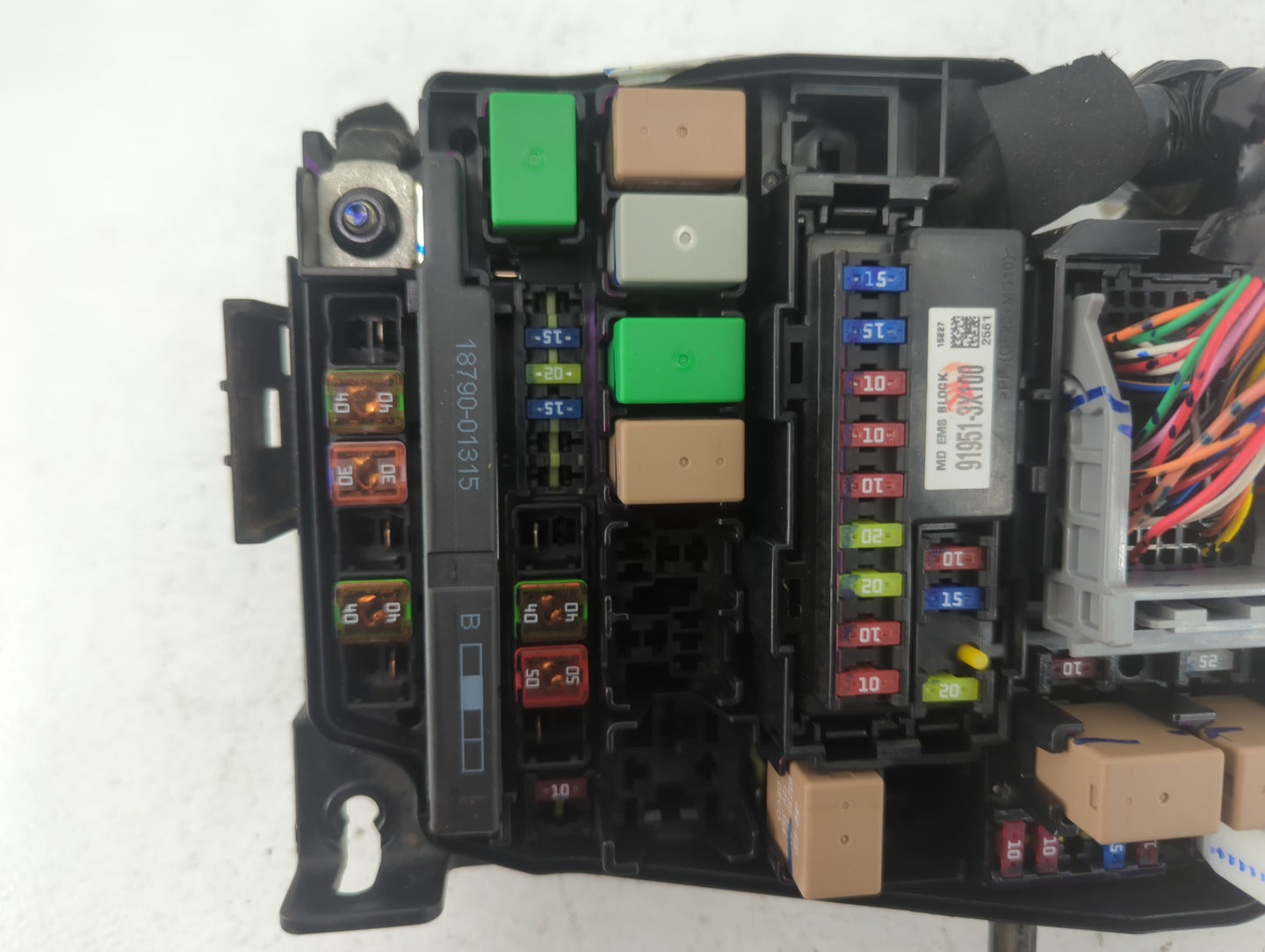 2014-2016 Hyundai Elantra Fusebox Fuse Box Panel Relay Module P/N:91951-3X710 Fits Fits 2014 2015 2016 OEM Used Auto Parts -