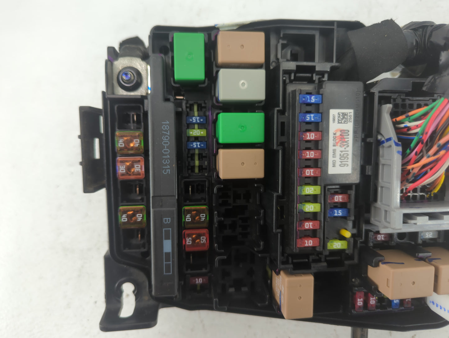 2014-2016 Hyundai Elantra Fusebox Fuse Box Panel Relay Module P/N:91951-3X710 Fits Fits 2014 2015 2016 OEM Used Auto Parts -