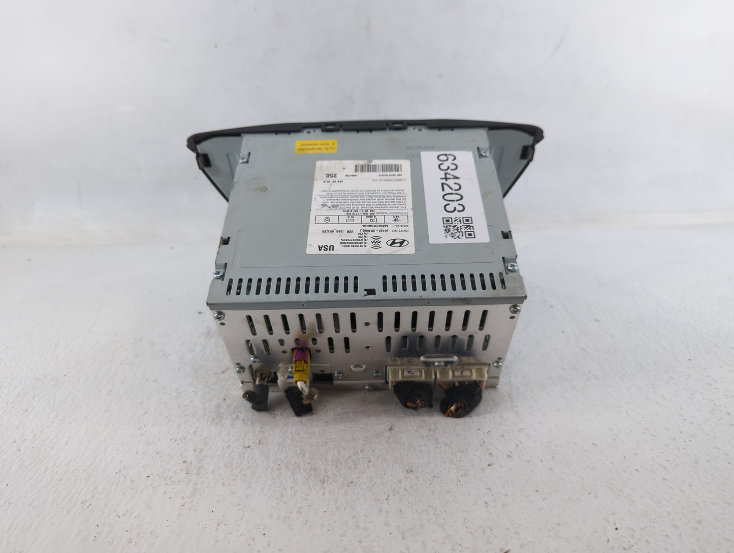 2014-2016 Hyundai Elantra Am Fm Cd Player Radio Receiver - Oemusedautoparts1.com