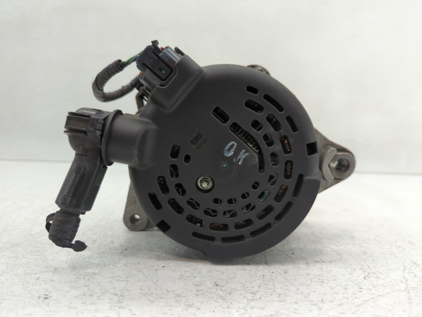 2016 Hyundai Elantra Alternator Replacement Generator Charging Assembly Engine OEM P/N:37300-2E720 Fits OEM Used Auto Parts 