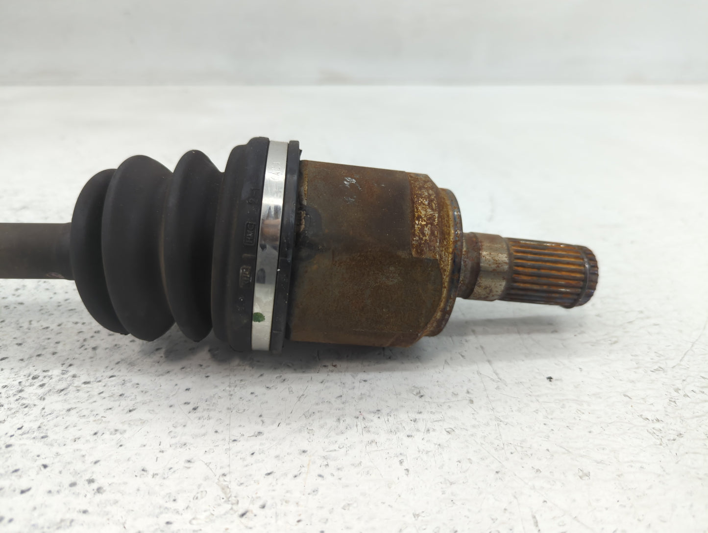 2011-2016 Hyundai Elantra Axle Shaft Front Driver Cv C/v - Oemusedautoparts1.com