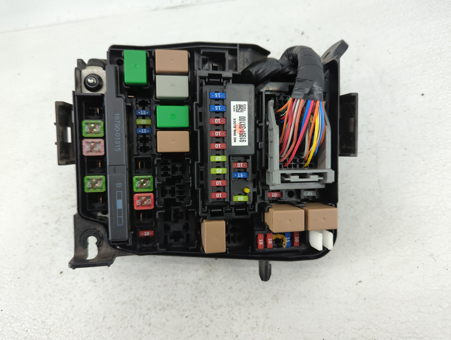 2014-2016 Hyundai Elantra Fusebox Fuse Box Panel Relay Module P/N:91265 3X060A Fits Fits 2014 2015 2016 OEM Used Auto Parts 