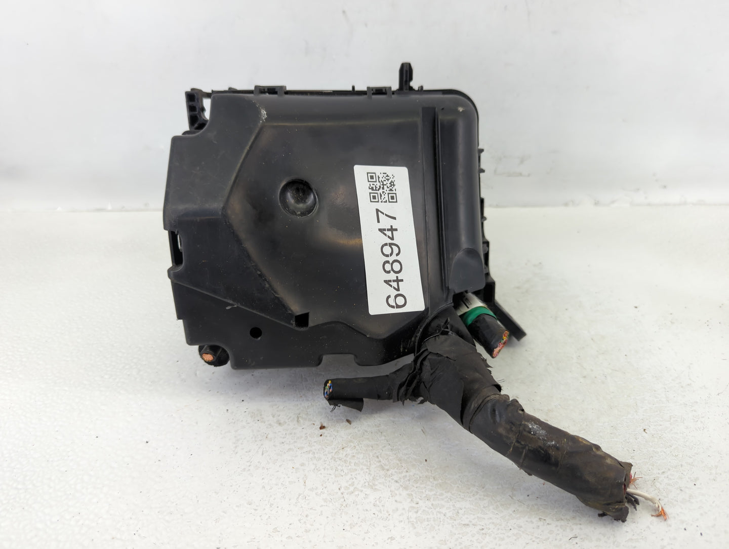 2014-2016 Hyundai Elantra Fusebox Fuse Box Panel Relay Module P/N:91951-3X710 Fits Fits 2014 2015 2016 OEM Used Auto Parts -