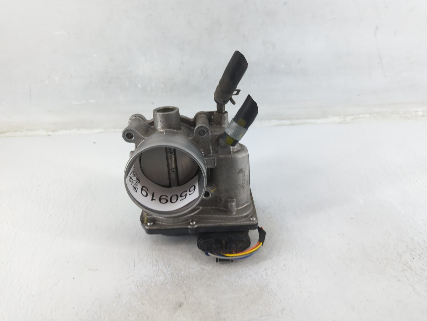2011-2020 Hyundai Elantra Throttle Body P/N:35100-2E000 Fits Fits 2011 2012 2013 2014 2015 2016 2017 2018 2019 2020 2021 OEM