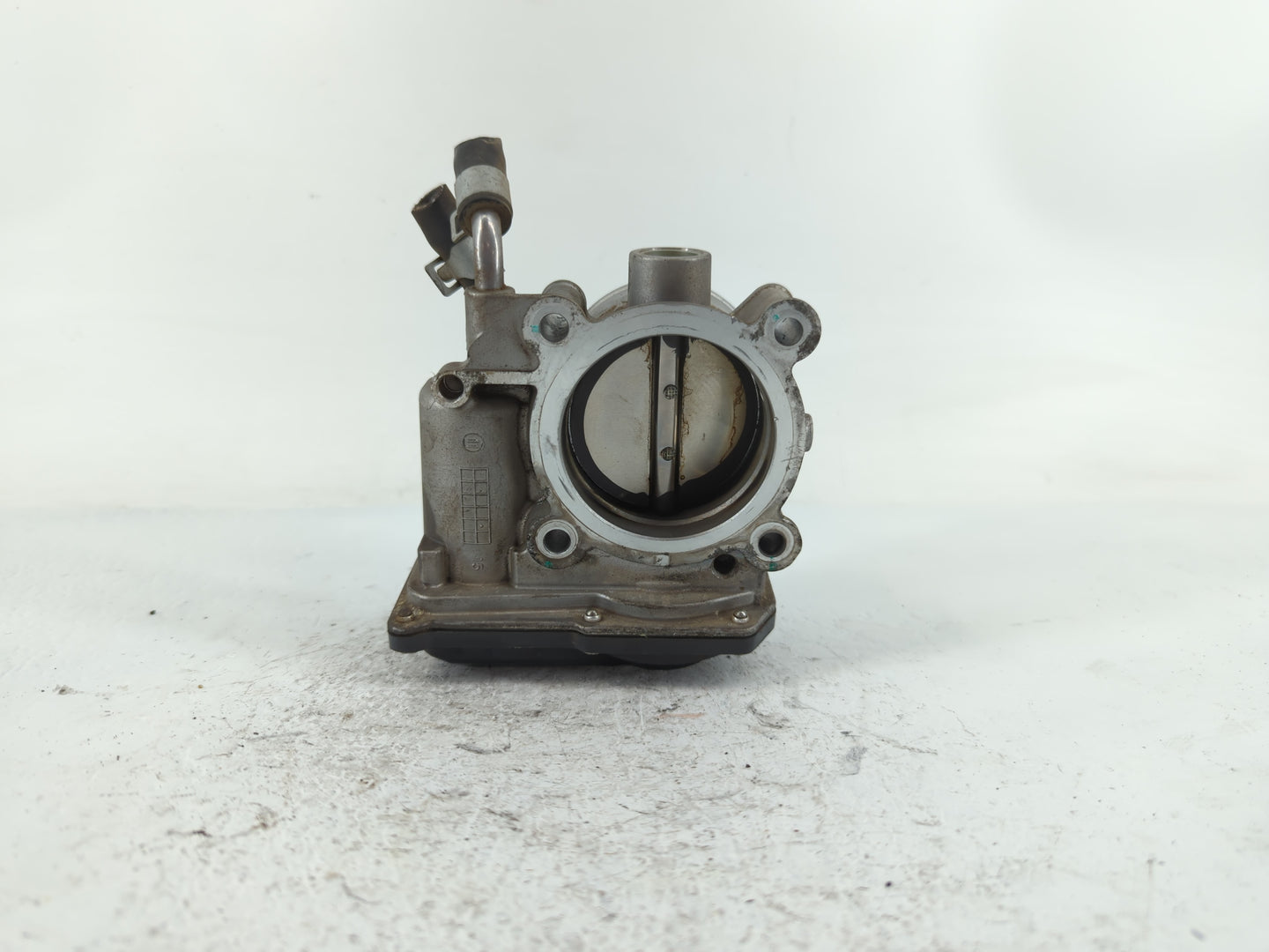2011-2020 Hyundai Elantra Throttle Body P/N:35100-2E000 Fits Fits 2011 2012 2013 2014 2015 2016 2017 2018 2019 2020 2021 OEM
