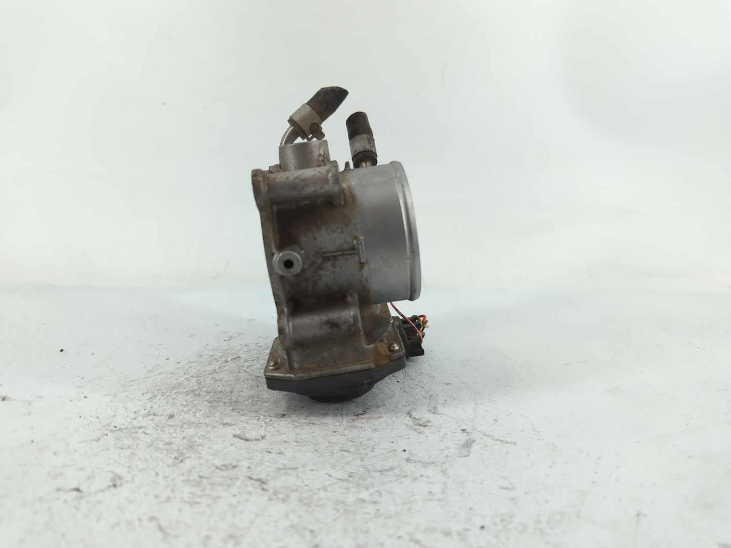 2011-2020 Hyundai Elantra Throttle Body P/N:35100-2E000 Fits Fits 2011 2012 2013 2014 2015 2016 2017 2018 2019 2020 2021 OEM