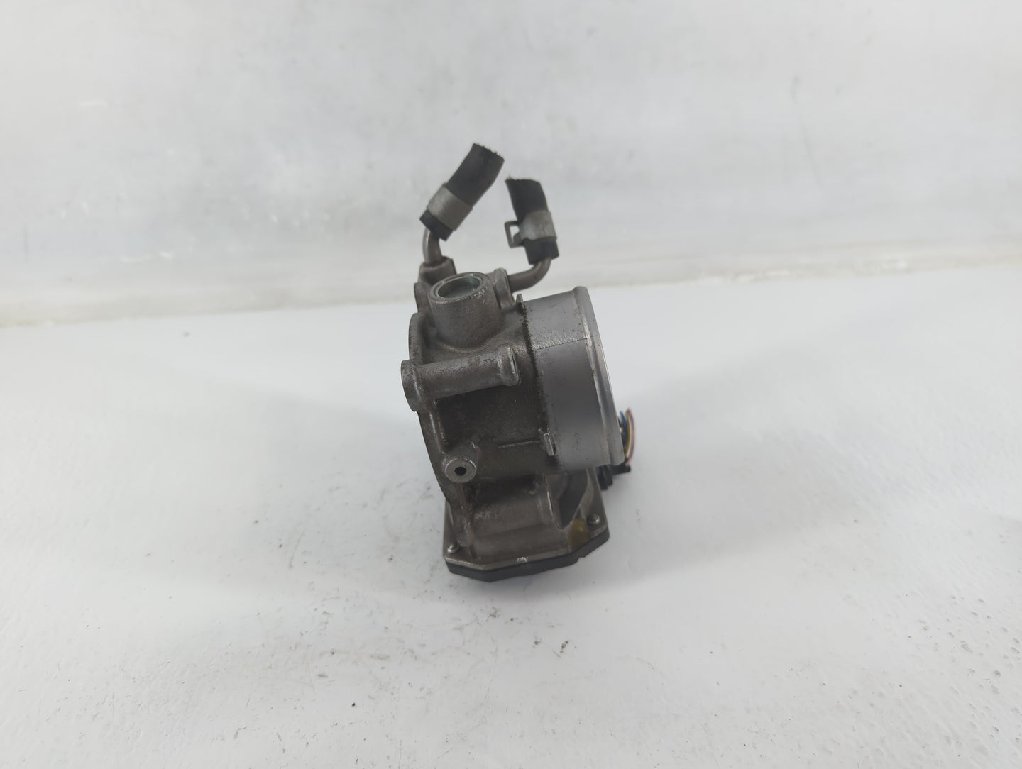 2011-2020 Hyundai Elantra Throttle Body P/N:35100-2E000 Fits Fits 2011 2012 2013 2014 2015 2016 2017 2018 2019 2020 2021 OEM