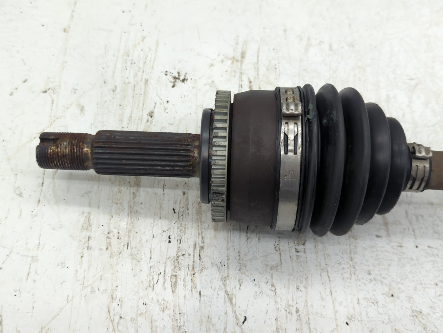 2011-2016 Hyundai Elantra Axle Shaft Front Driver Cv C/v - Oemusedautoparts1.com