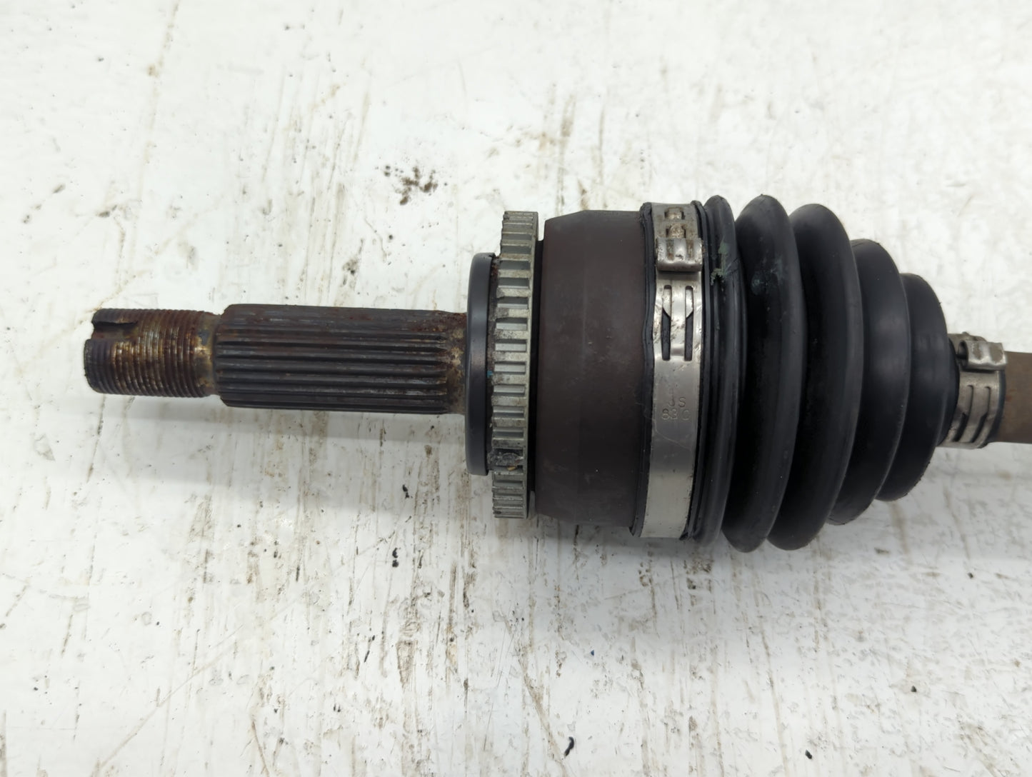 2011-2016 Hyundai Elantra Axle Shaft Front Driver Cv C/v - Oemusedautoparts1.com