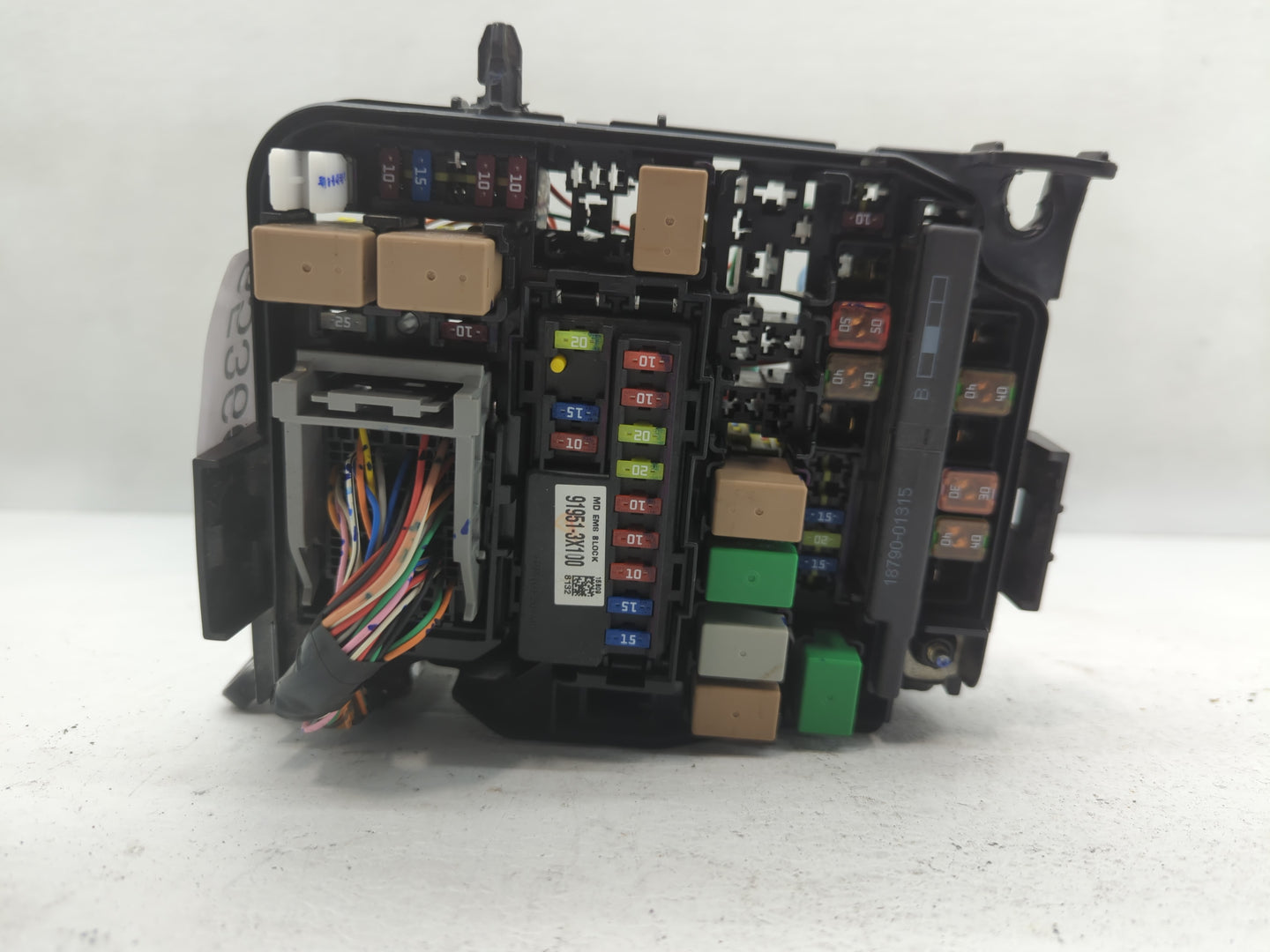 2014-2016 Hyundai Elantra Fusebox Fuse Box Panel Relay Module Fits Fits 2014 2015 2016 OEM Used Auto Parts - Oemusedautopart