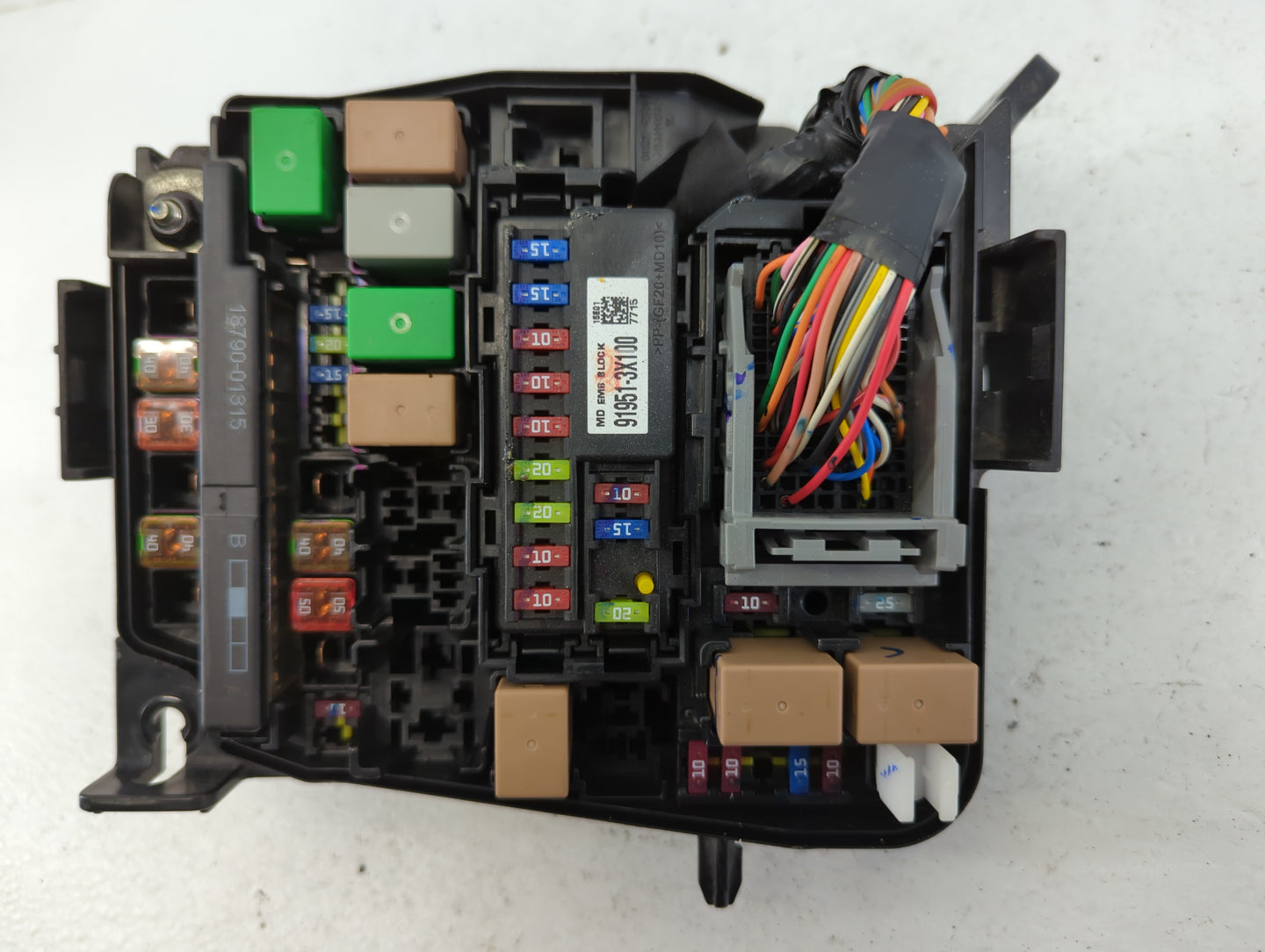 2014-2016 Hyundai Elantra Fusebox Fuse Box Panel Relay Module P/N:91951-3X710 Fits Fits 2014 2015 2016 OEM Used Auto Parts -