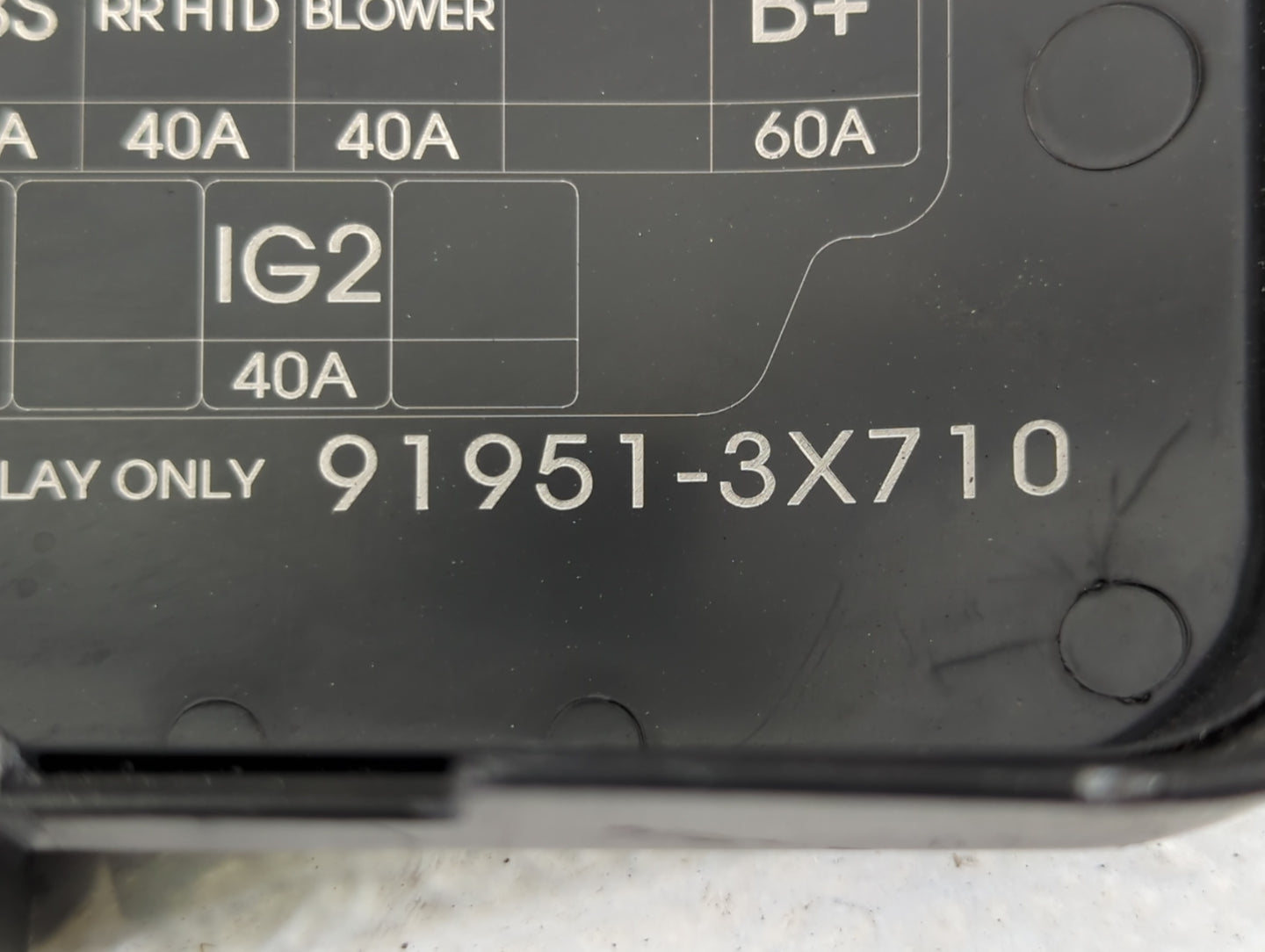 2014-2016 Hyundai Elantra Fusebox Fuse Box Panel Relay Module P/N:91951-3X710 Fits Fits 2014 2015 2016 OEM Used Auto Parts -